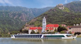 River cruise: the Danube by boat and bicycle